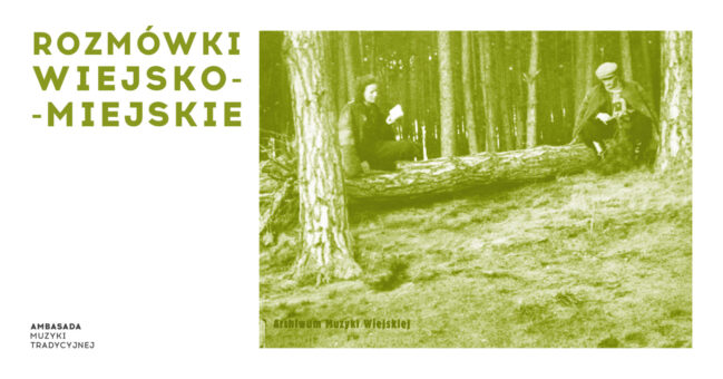 Helena Staniszewska z d. Jakubowska (1919–2003) i Stanisław Staniszewski (1917–2001) na spacerze w lesie. Źródło: Muzyka Odnaleziona / archiwummuzykiwiejskiej.pl