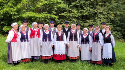 Zespół folklorystyczny „Pogranicze” z Szypliszk